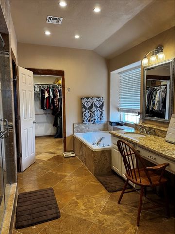 209 Cypress Point, Portland, TX 78374