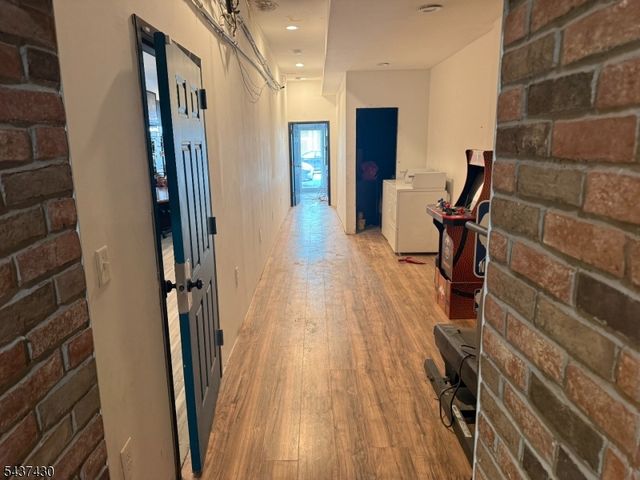 309 Martin Luther King Jr Dr, Jersey City, NJ 07305