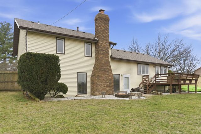 1309 E Knobhill Street, Springfield, MO 65804