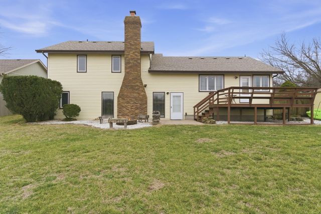 1309 E Knobhill Street, Springfield, MO 65804