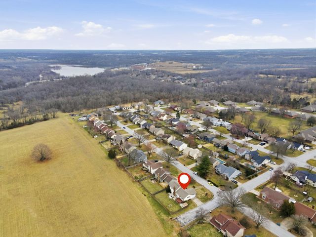 1309 E Knobhill Street, Springfield, MO 65804