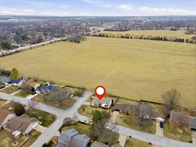 1309 E Knobhill Street, Springfield, MO 65804