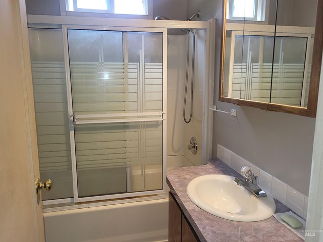 732 Riverside Avenue, Orofino, ID 83544