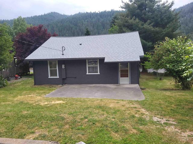 732 Riverside Avenue, Orofino, ID 83544