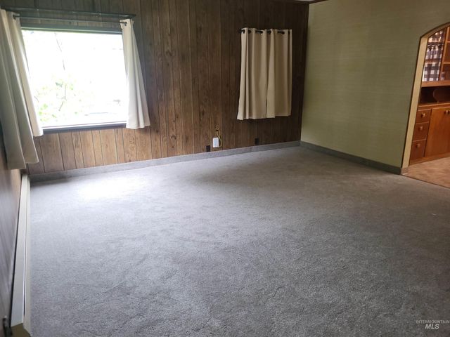 732 Riverside Avenue, Orofino, ID 83544