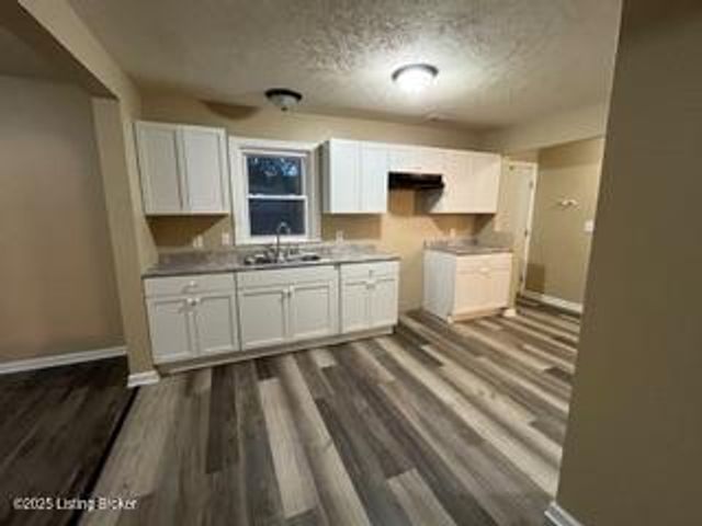 6610 Elmwood St, Louisville, KY 40216