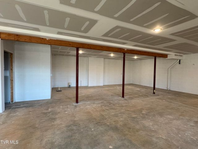 1172 Hawley Road, Blountville, TN 37617