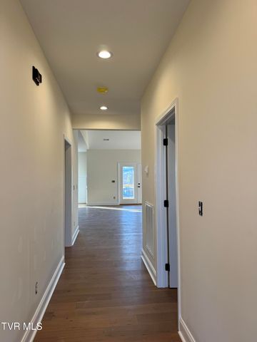 1172 Hawley Road, Blountville, TN 37617