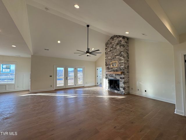 1172 Hawley Road, Blountville, TN 37617