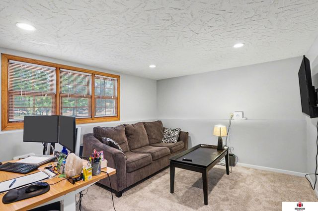 4841 Goldenrod Lane, Lincoln, NE 68512