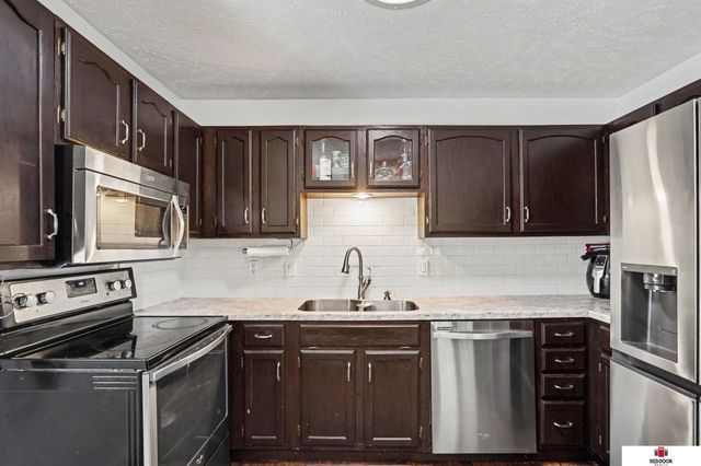 4841 Goldenrod Lane, Lincoln, NE 68512