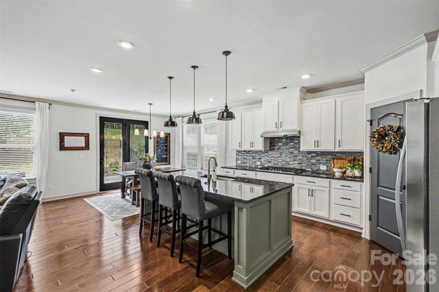 8296 Breton Way, Harrisburg, NC 28075