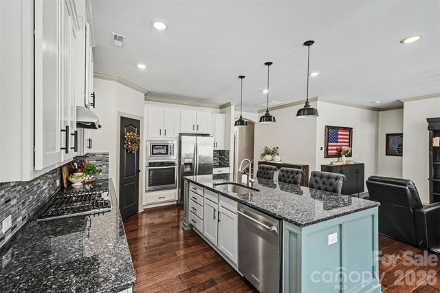 8296 Breton Way, Harrisburg, NC 28075