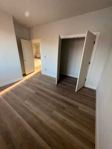 671 W Bridgewood Court, Springfield, MO 65803