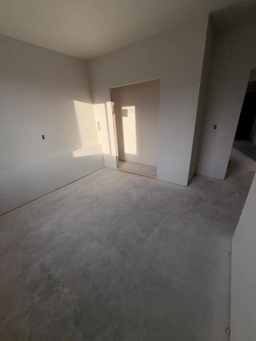 671 W Bridgewood Court, Springfield, MO 65803