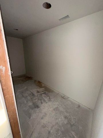 671 W Bridgewood Court, Springfield, MO 65803