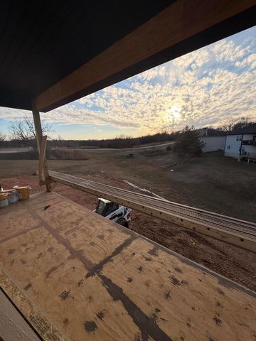 671 W Bridgewood Court, Springfield, MO 65803