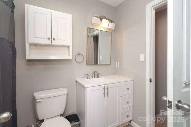 1109 Triece Lane, Charlotte, NC 28215