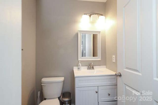 1109 Triece Lane, Charlotte, NC 28215