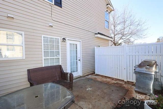 1109 Triece Lane, Charlotte, NC 28215