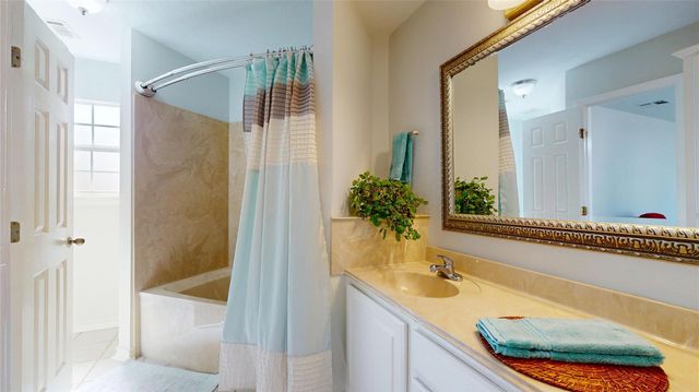 119 Oakdale Drive, Silsbee, TX 77656