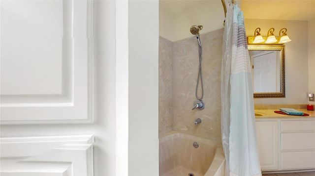 119 Oakdale Drive, Silsbee, TX 77656