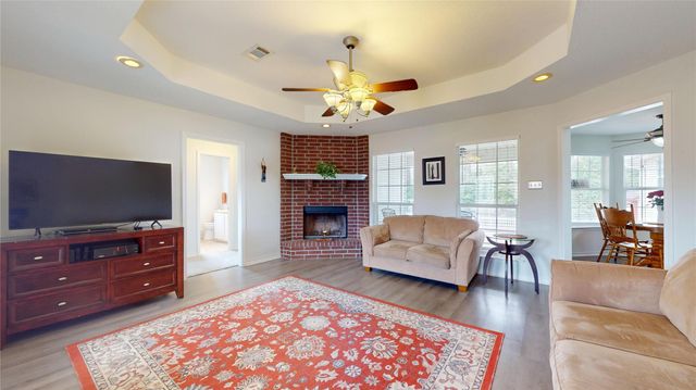 119 Oakdale Drive, Silsbee, TX 77656