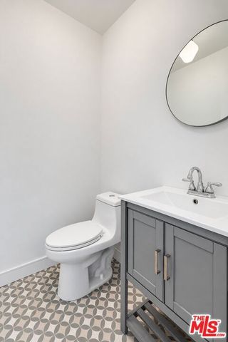 1167 Roxbury Drive 105, Los Angeles, CA 90035