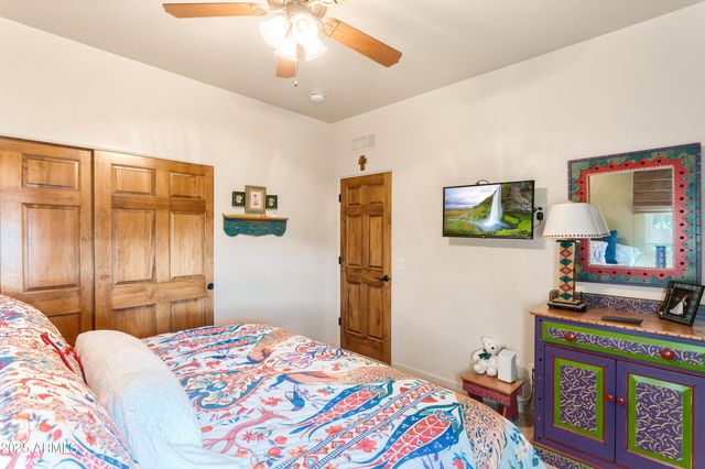 6658 E SADDLEHORN Circle, Hereford, AZ 85615