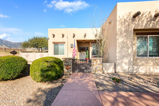 6658 E SADDLEHORN Circle, Hereford, AZ 85615
