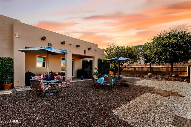 6658 E SADDLEHORN Circle, Hereford, AZ 85615