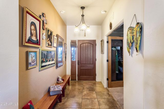 6658 E SADDLEHORN Circle, Hereford, AZ 85615