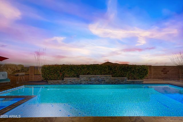 6658 E SADDLEHORN Circle, Hereford, AZ 85615