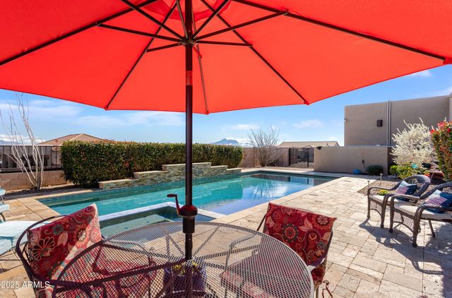 6658 E SADDLEHORN Circle, Hereford, AZ 85615