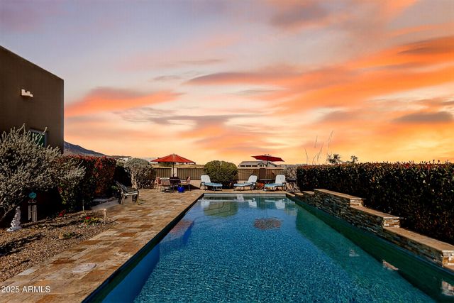 6658 E SADDLEHORN Circle, Hereford, AZ 85615