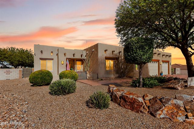 6658 E SADDLEHORN Circle, Hereford, AZ 85615