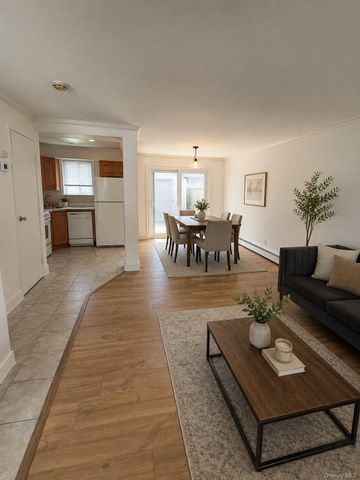920 Broadway 16, Woodmere, NY 11598