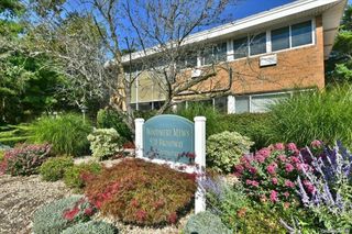 920 Broadway 16, Woodmere, NY 11598