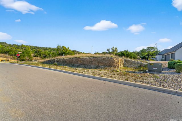 11102 Porter Springs, San Antonio, TX 78255