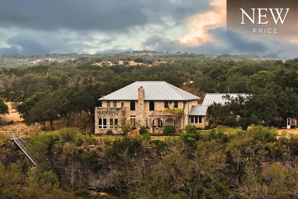 5229 Hupedo Ranch RD, Spicewood, TX 78669
