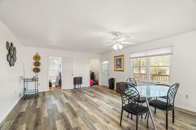 1316 E MAIN ST, Waynesboro, VA 22980