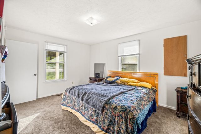 1316 E MAIN ST, Waynesboro, VA 22980