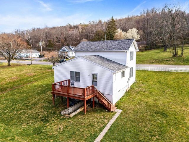 1316 E MAIN ST, Waynesboro, VA 22980