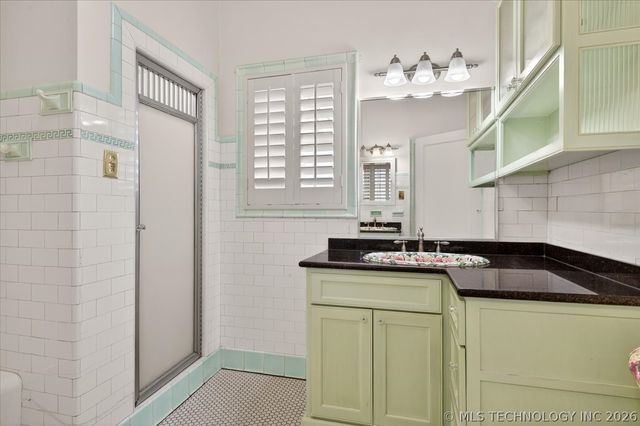 1110 S Cherokee Avenue, Bartlesville, OK 74003