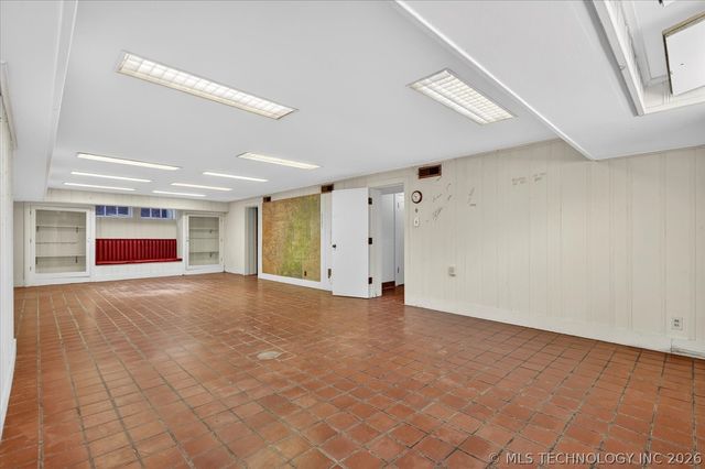 1110 S Cherokee Avenue, Bartlesville, OK 74003