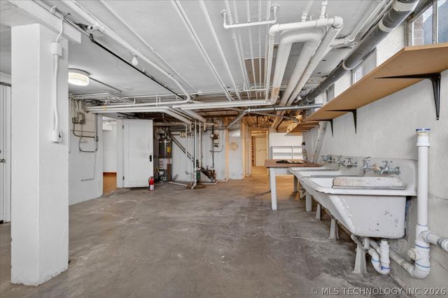 1110 S Cherokee Avenue, Bartlesville, OK 74003