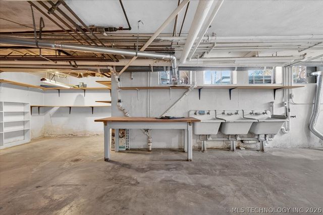 1110 S Cherokee Avenue, Bartlesville, OK 74003