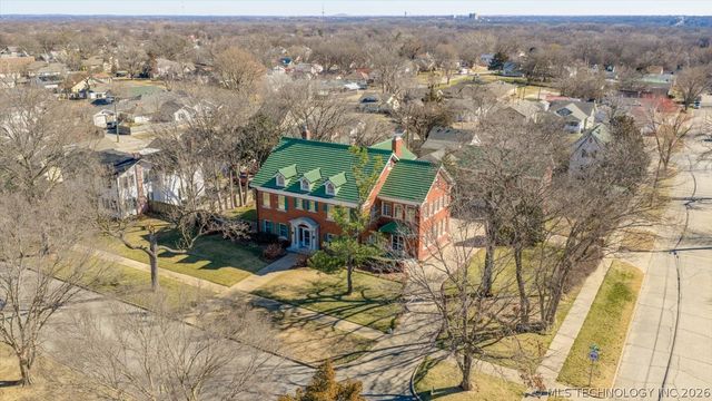 1110 S Cherokee Avenue, Bartlesville, OK 74003