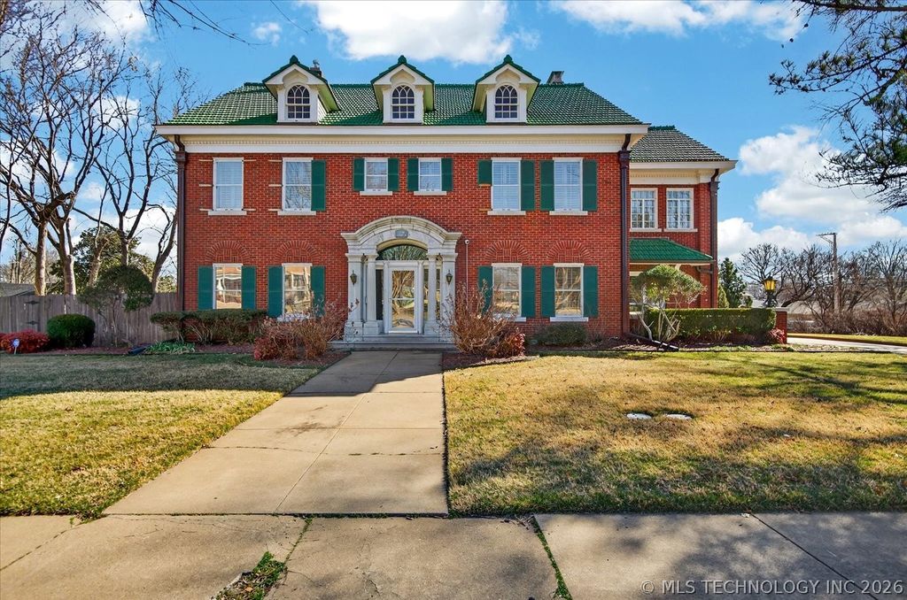 1110 S Cherokee Avenue, Bartlesville, OK 74003