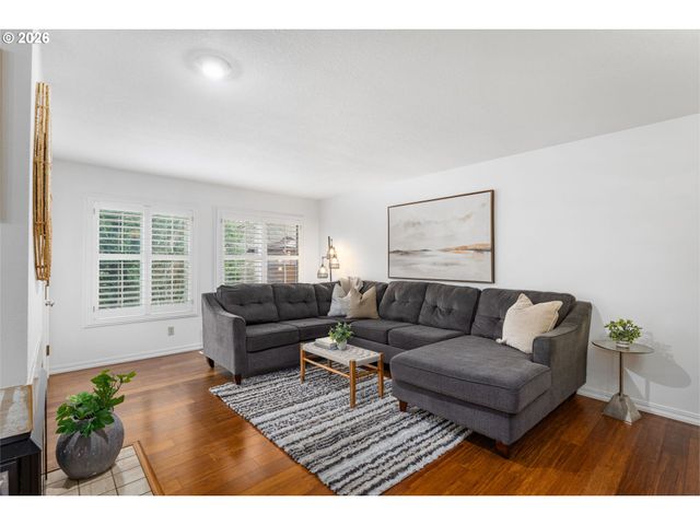 1196 Nw WEYBRIDGE Way, Beaverton, OR 97006